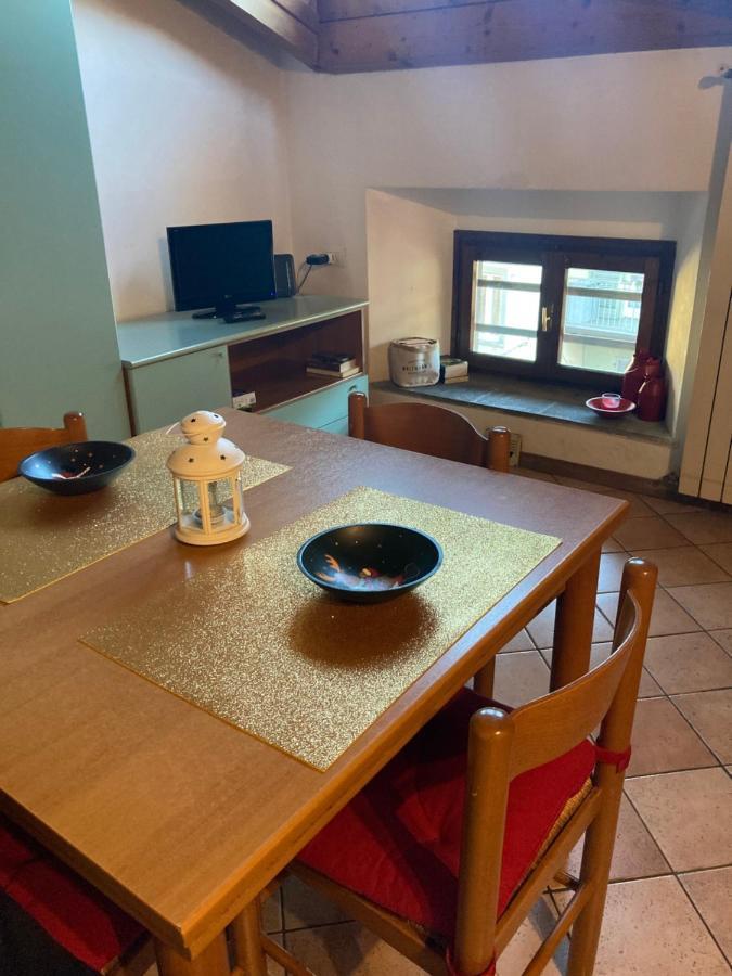 La Casa Rustica Di Ale E Becky Apartment Bergamo Luaran gambar