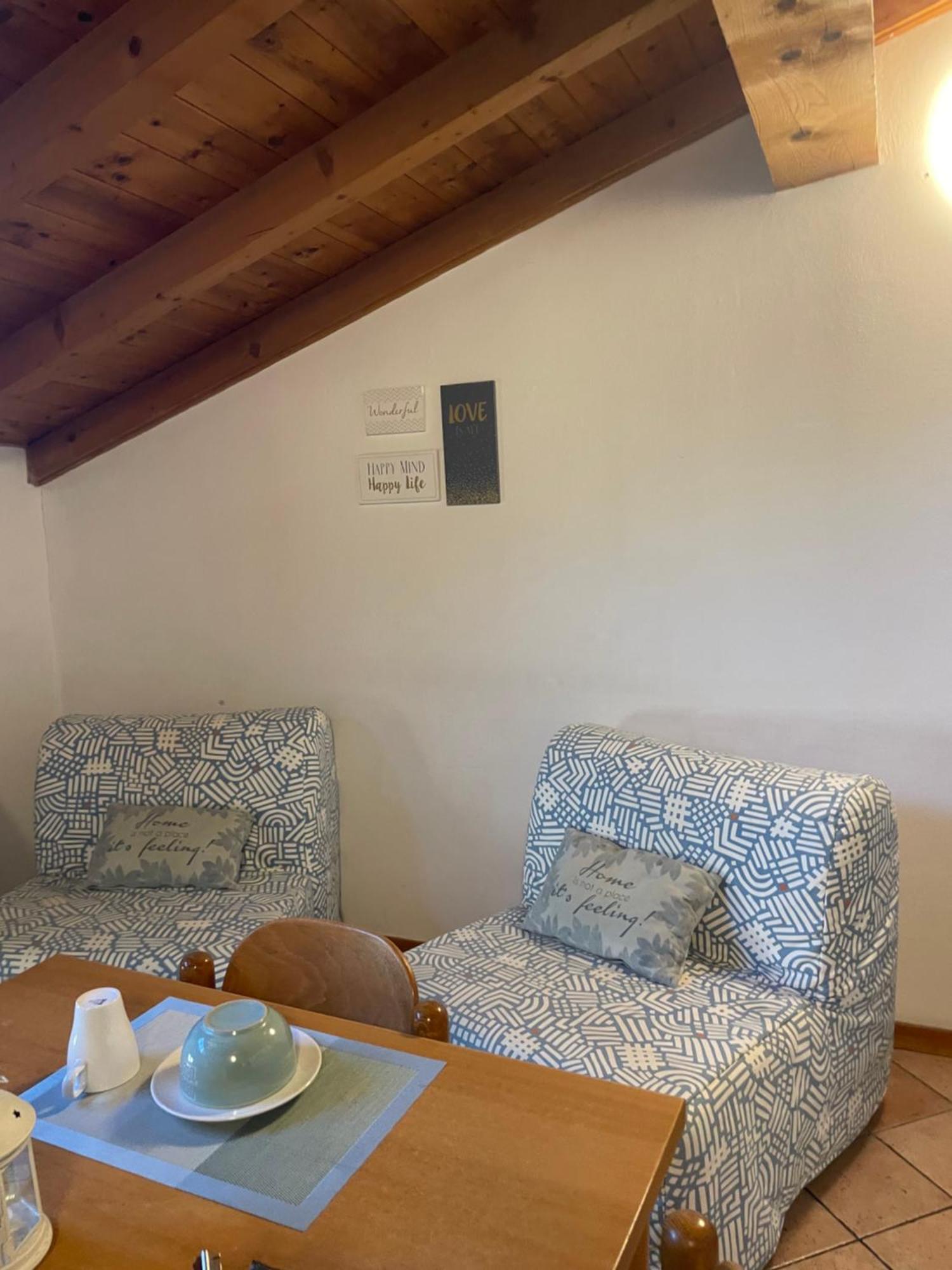 La Casa Rustica Di Ale E Becky Apartment Bergamo Luaran gambar
