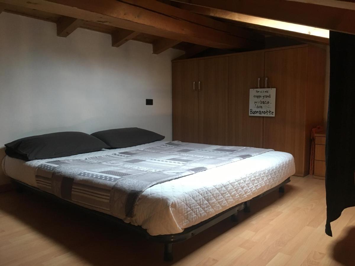 La Casa Rustica Di Ale E Becky Apartment Bergamo Luaran gambar
